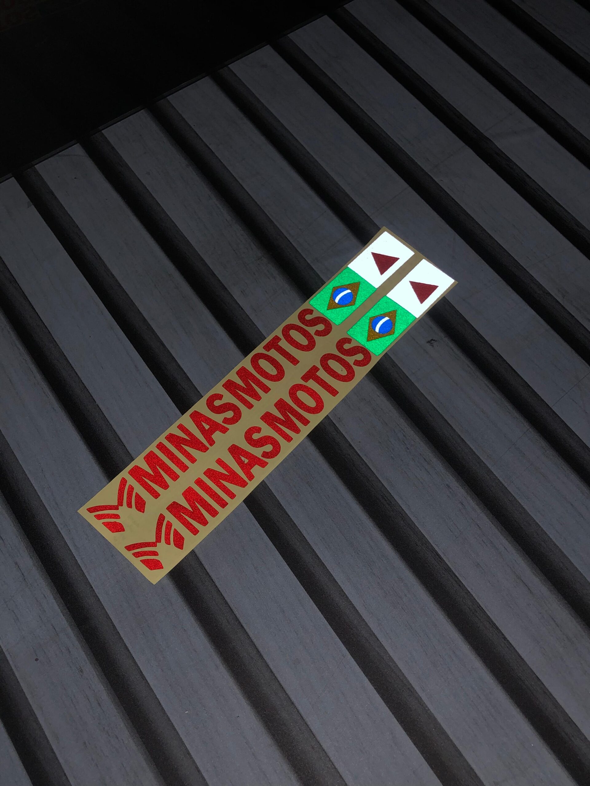 ADESIVO-INAS-MOTOS-VERMELHO