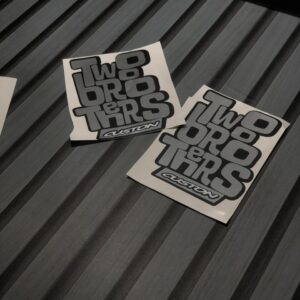 ADESIVO-THE-BROTHERS-CUSTON