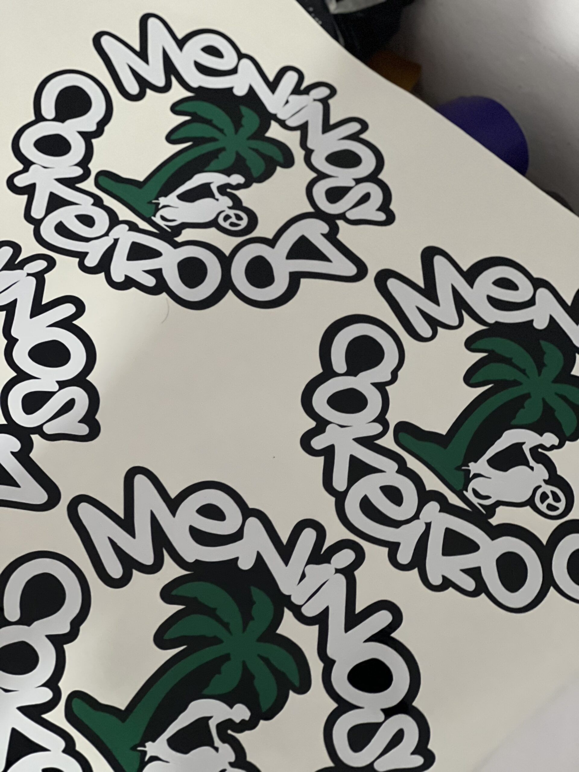 Adesivo meninos do cokeiro